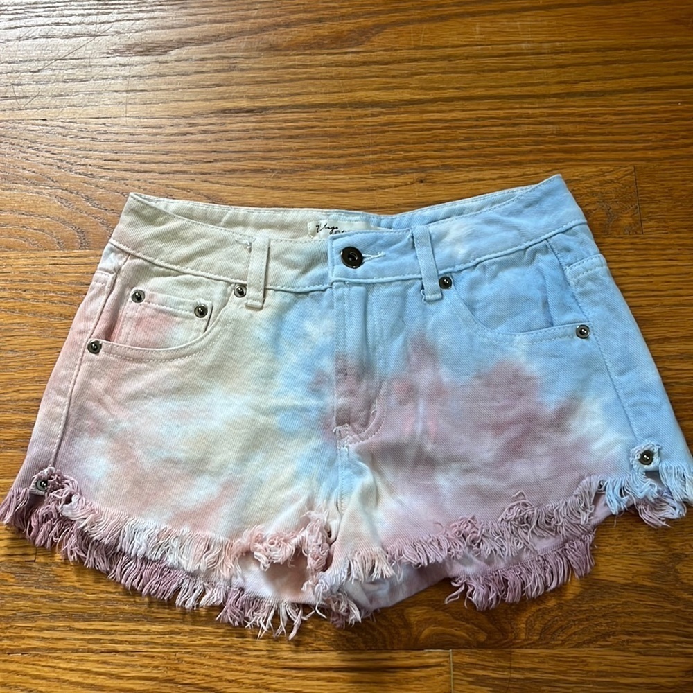 VINTAGE Havana Tie-Dye jean shorts Size 25